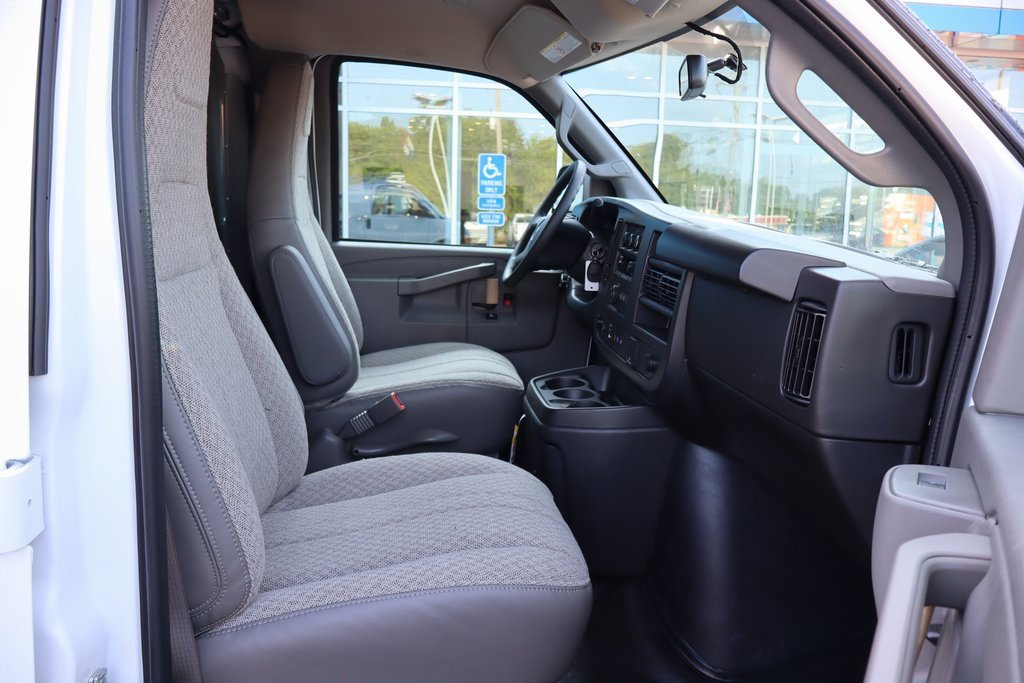 New 2025 Chevrolet Express 2500 w/ Driver Convenience Package image 8