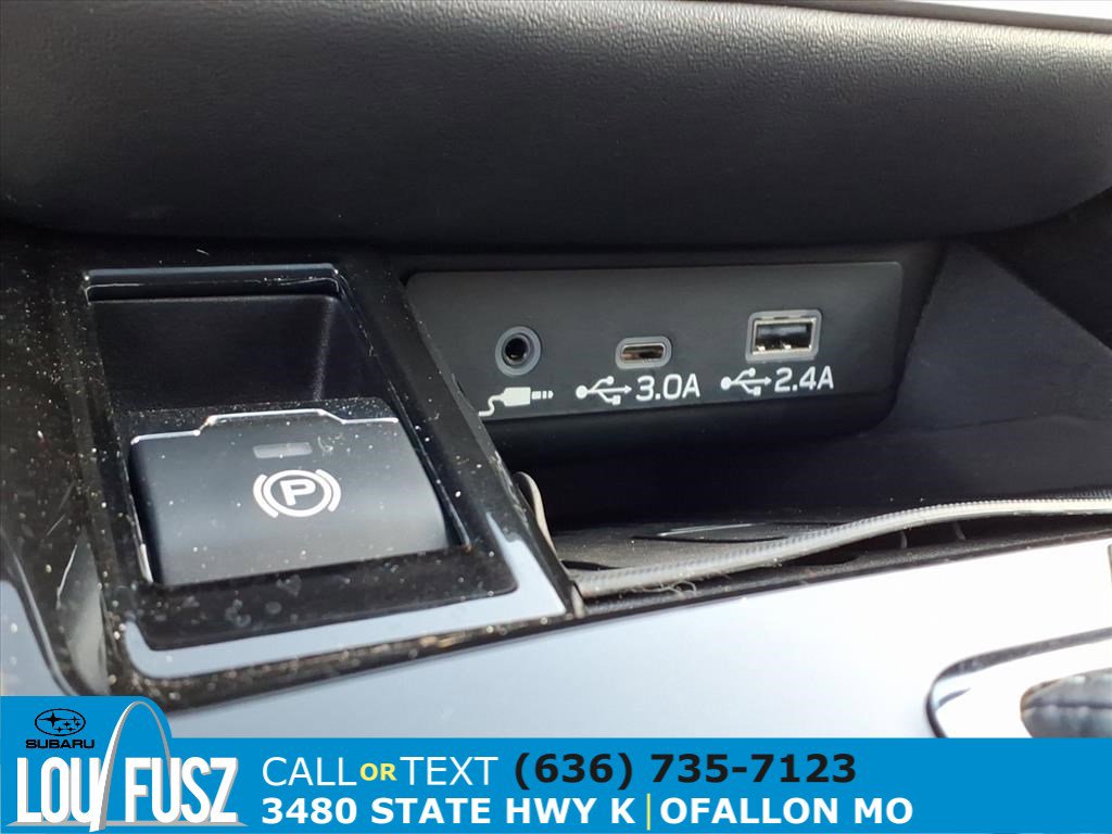 Used 2025 Subaru Outback Limited image 15