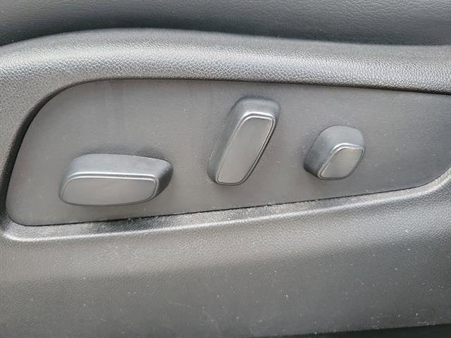 Used 2020 Cadillac XT4 Premium Luxury image 47