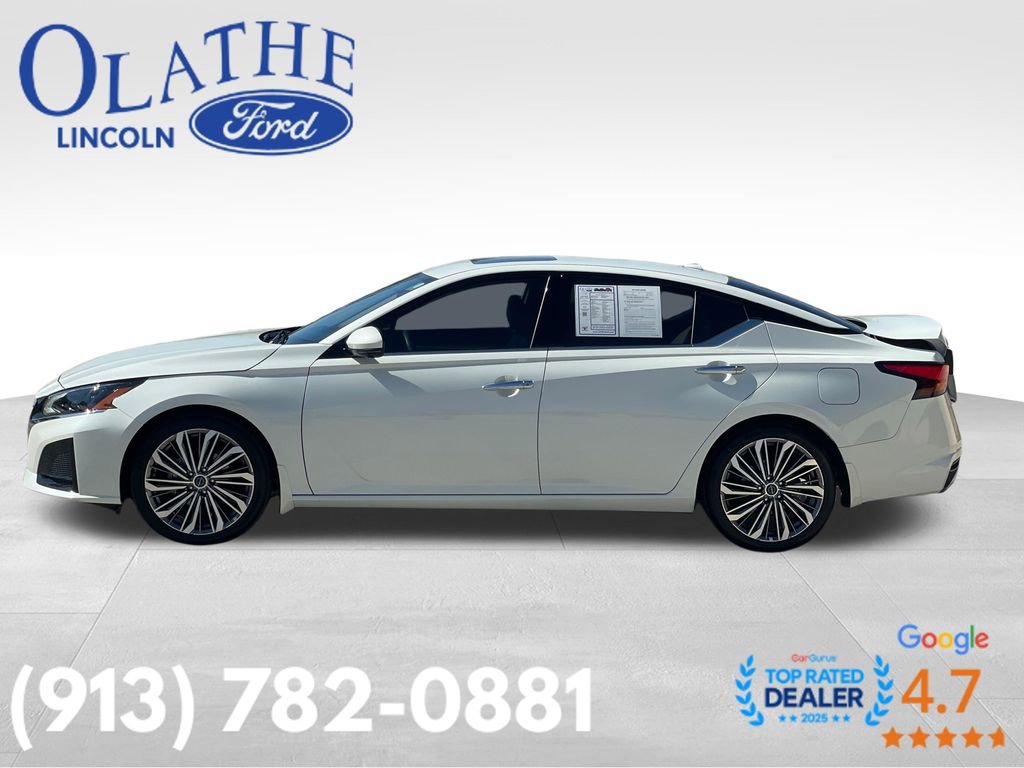 Used 2024 Nissan Altima 2.5 SL image 2