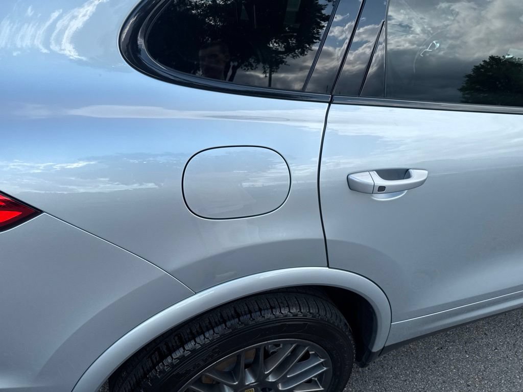 Used 2017 Porsche Cayenne Platinum Edition AWD/4WD image 64