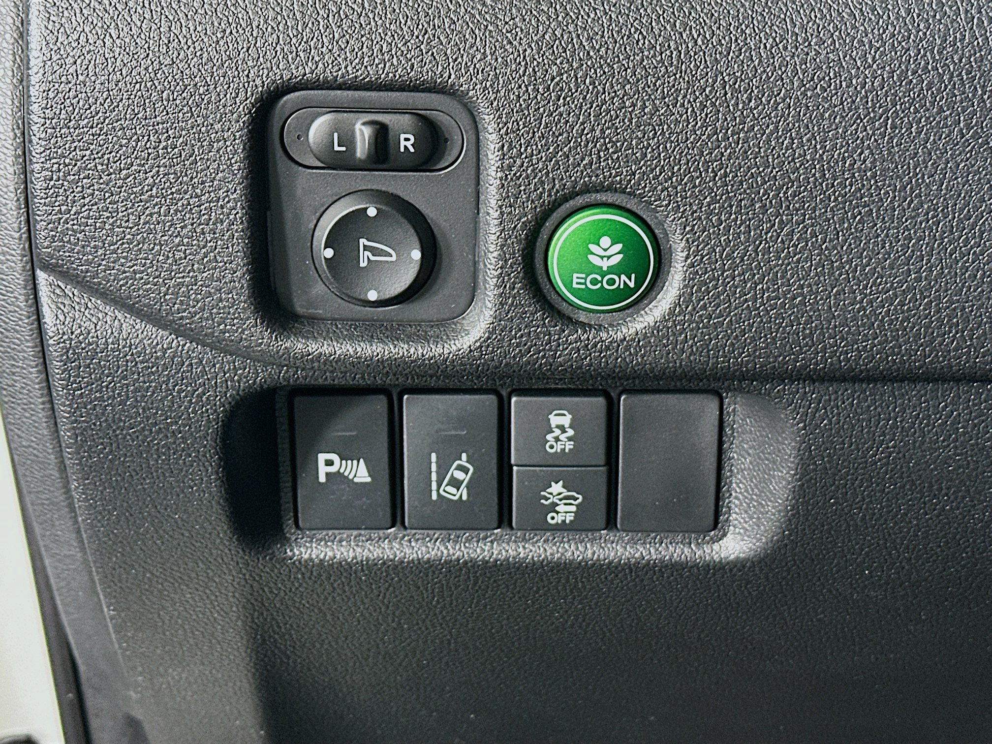 Used 2018 Honda Pilot Elite image 16