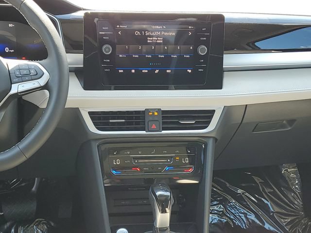 New 2026 Volkswagen Taos SE AWD/4WD image 14