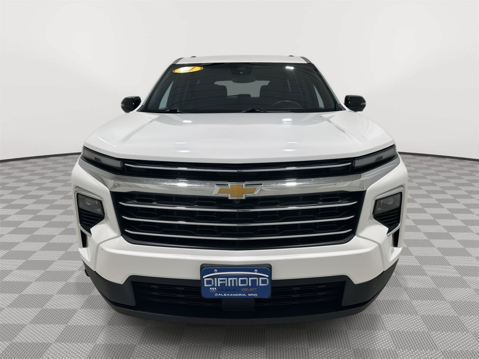 Used 2024 Chevrolet Traverse LT w/ LPO, Floor Liner Package AWD/4WD image 8
