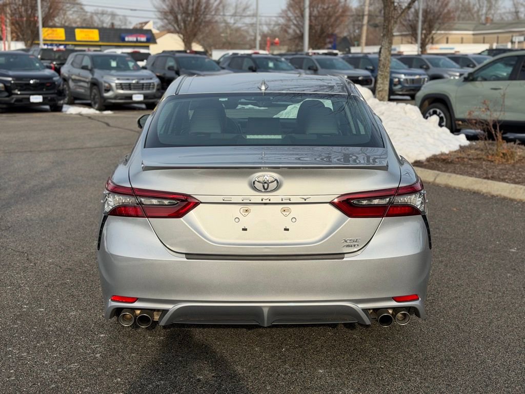 Used 2022 Toyota Camry XSE image 6