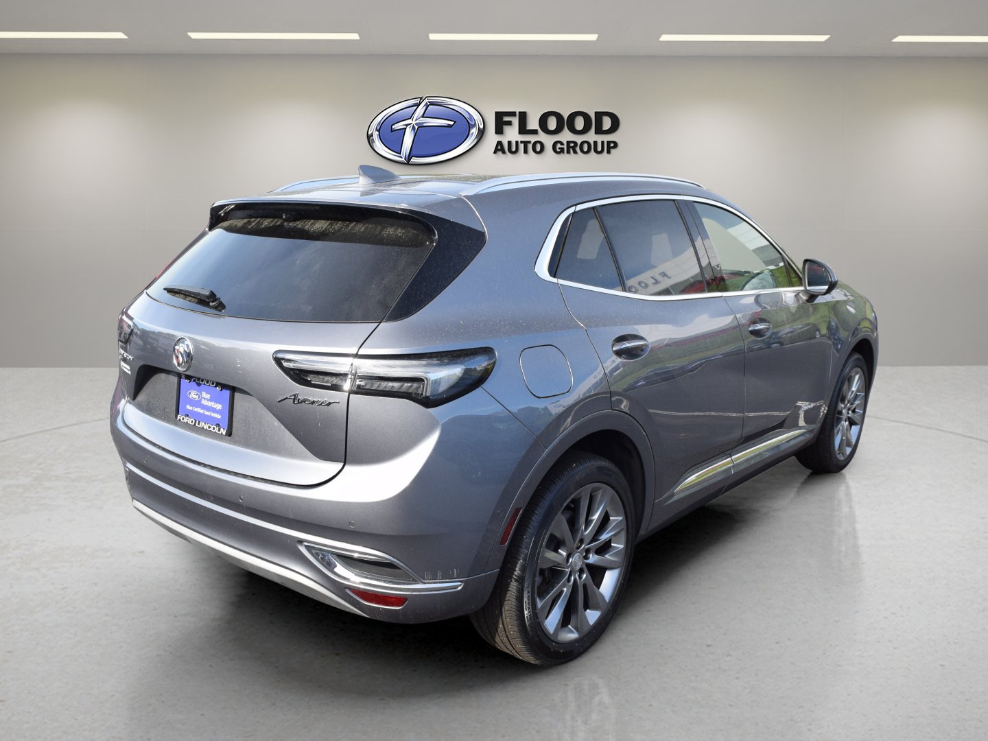 Used 2021 Buick Envision Avenir w/ Technology Package II AWD/4WD image 4