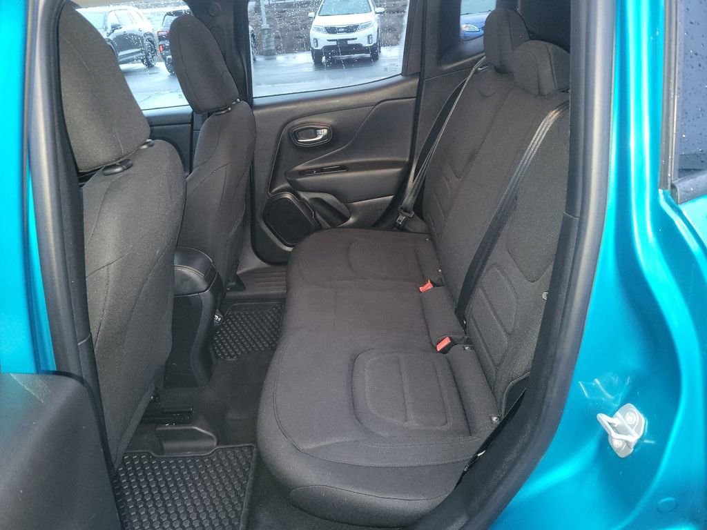 Used 2022 Jeep Renegade Latitude image 21