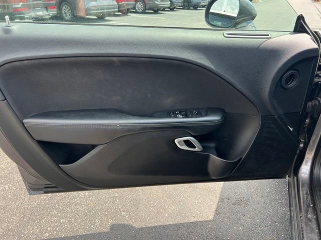 Used 2019 Dodge Challenger R/T w/ Driver Convenience Group RWD image 24