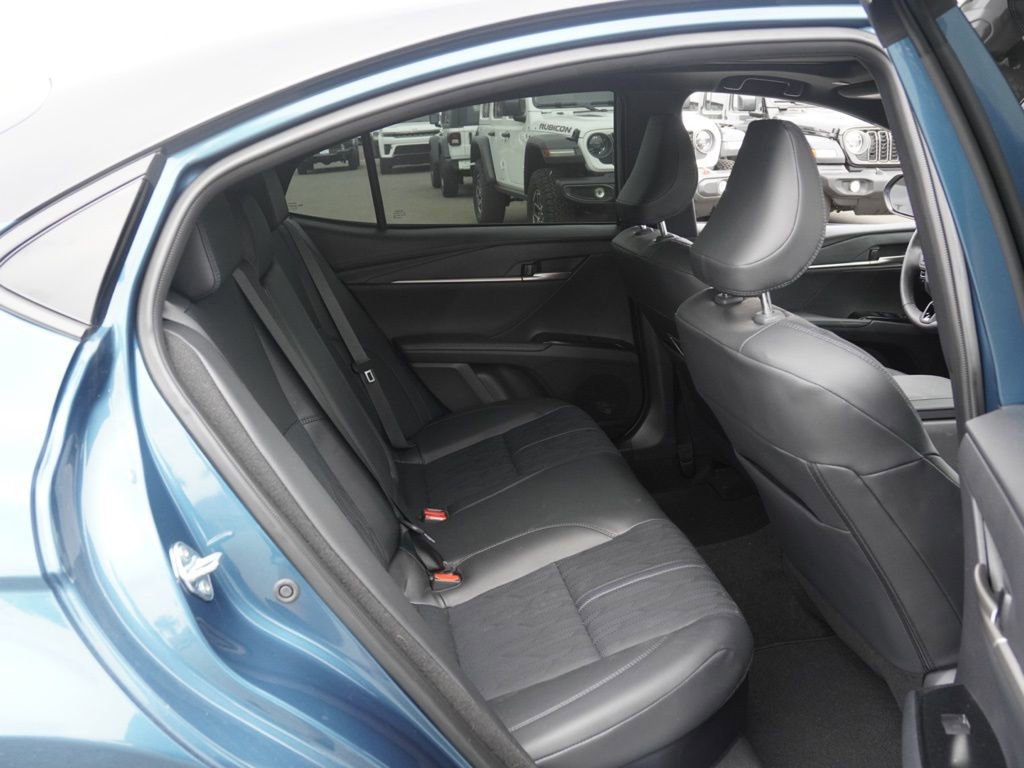 Used 2025 Toyota Camry XSE w/ Premium Plus Package image 23