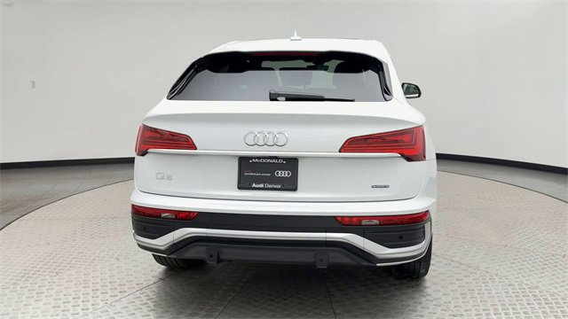Certified 2023 Audi Q5 2.0T Premium w/ Convenience Package image 3