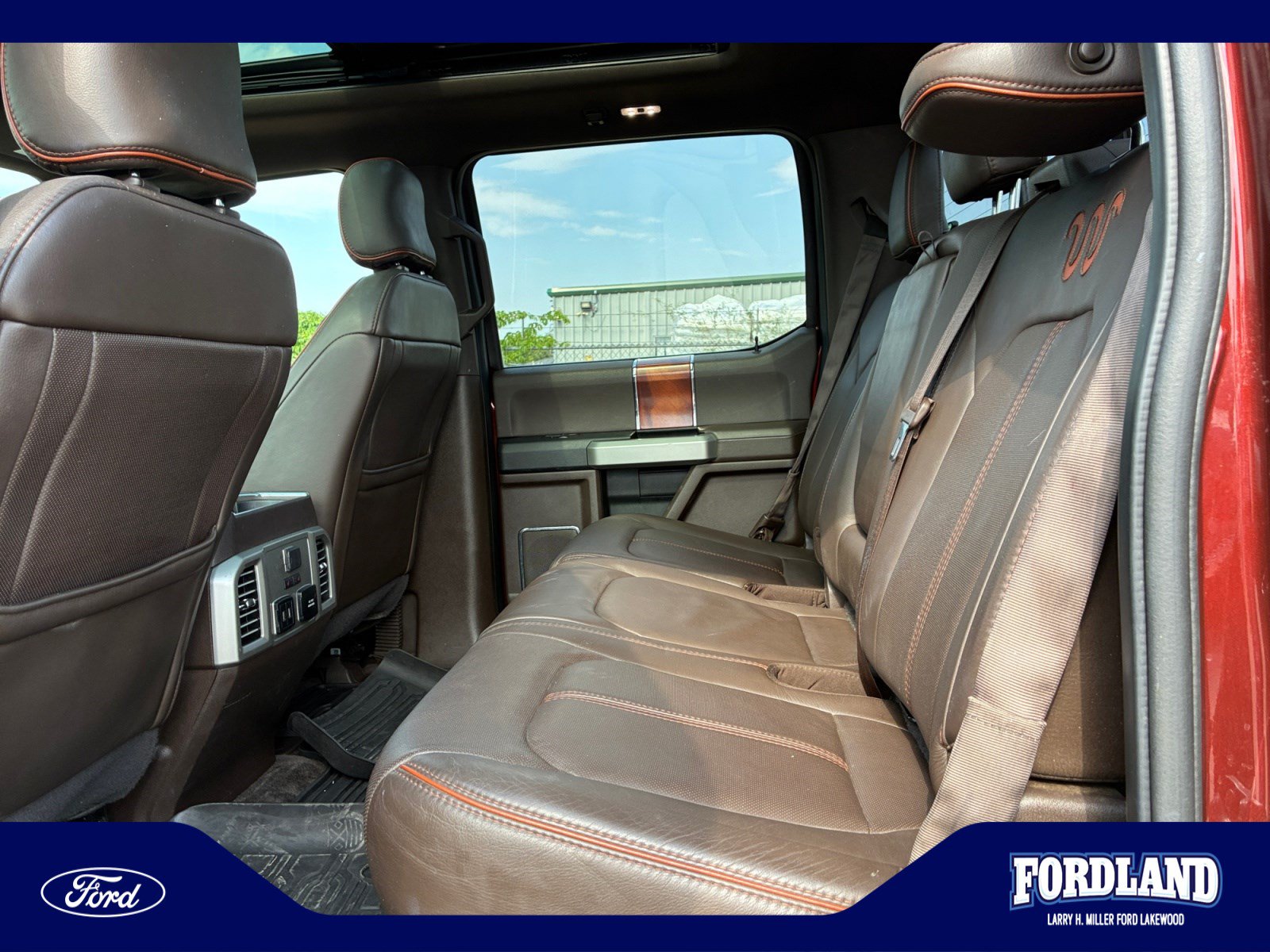 Used 2017 Ford F150 King Ranch w/ Equipment Group 601A Luxury AWD/4WD image 17