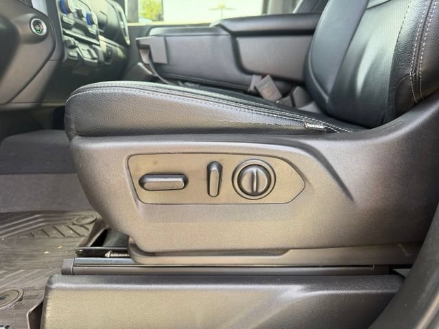 Used 2020 Chevrolet Silverado 2500 LT w/ Texas Edition AWD/4WD image 9