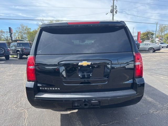 Used 2019 Chevrolet Suburban LT RWD image 3