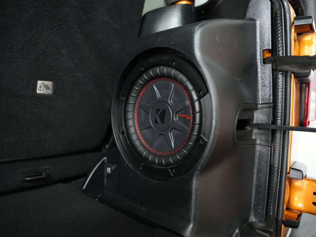 Used 2014 Jeep Wrangler Rubicon w/ Power Convenience Group AWD/4WD image 30