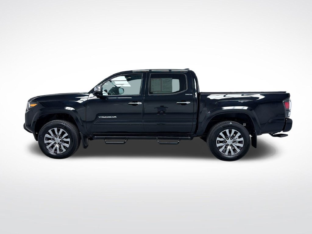 Certified 2022 Toyota Tacoma Limited AWD/4WD image 12