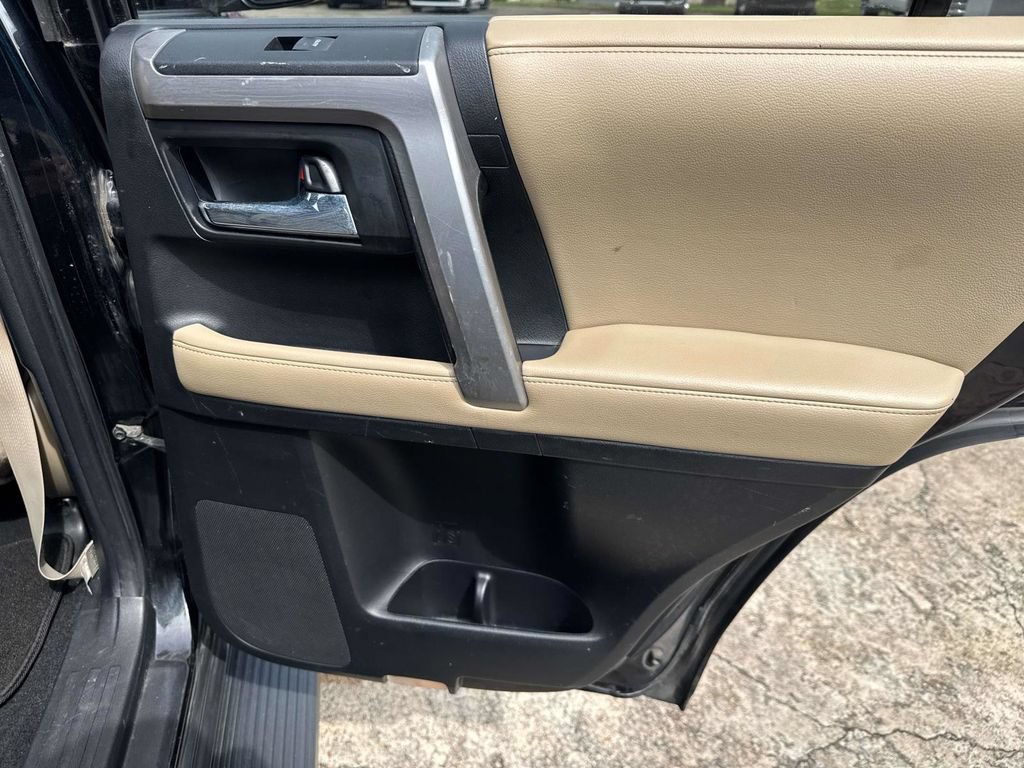 Used 2016 Toyota 4Runner SR5 RWD image 28