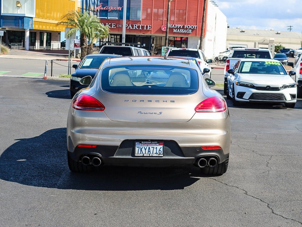 Used 2015 Porsche Panamera S image 10