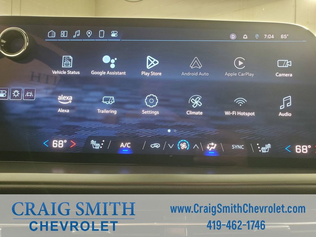 Used 2025 Chevrolet Traverse LT FWD image 24