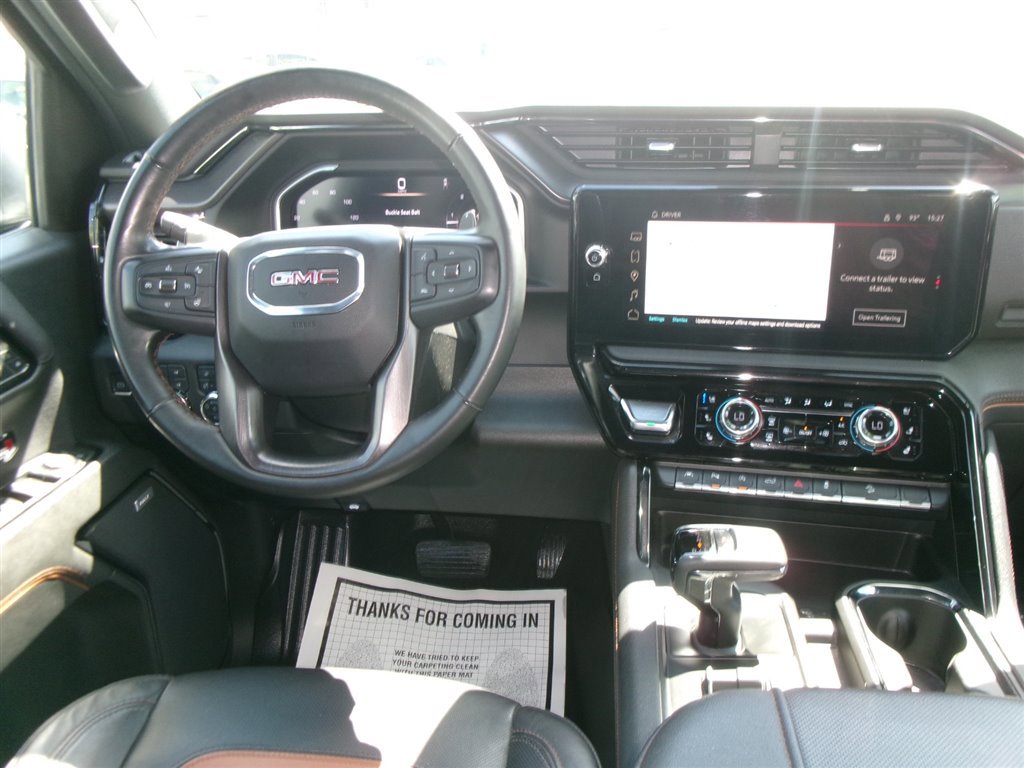 Used 2024 GMC Sierra 1500 AT4 w/ Technology Package image 11