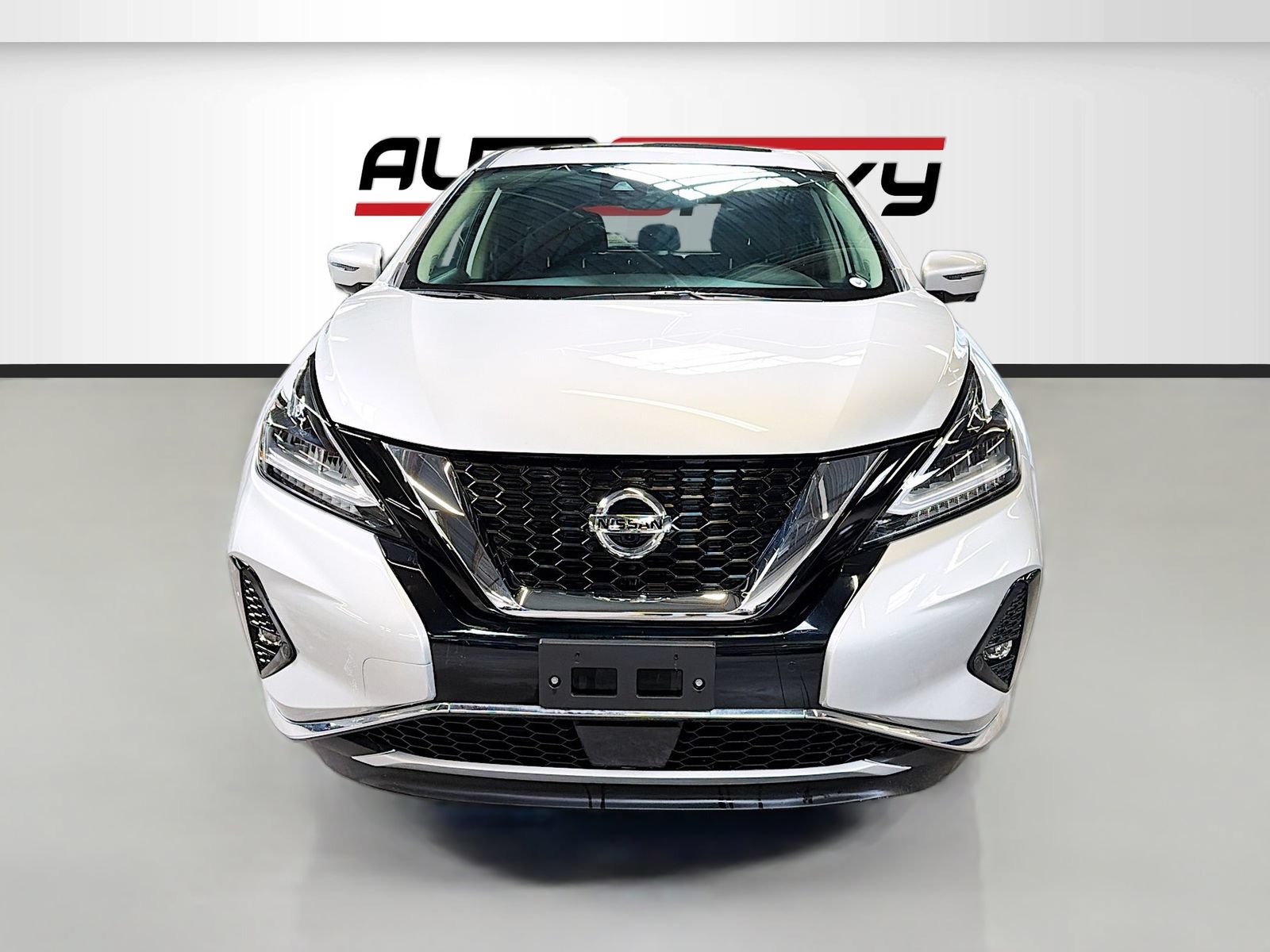 Used 2023 Nissan Murano SL w/ SL Moonroof Package AWD/4WD image 2