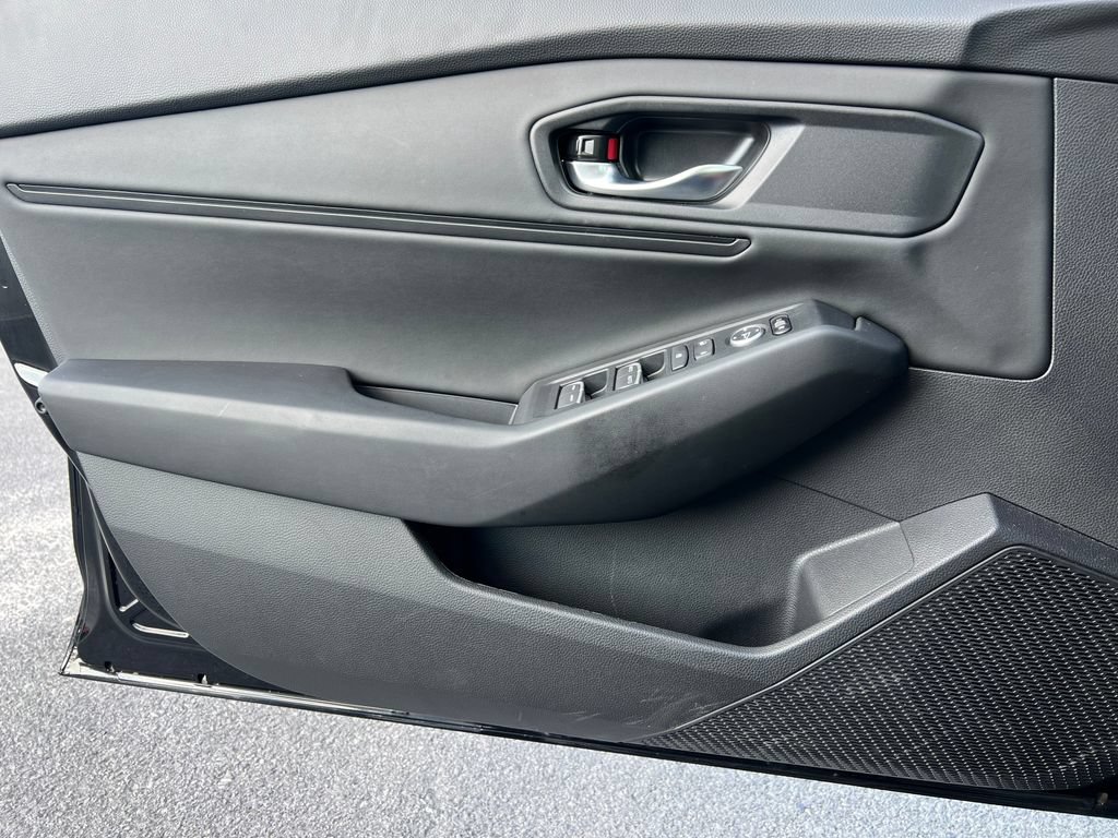 Used 2025 Honda Accord SE image 17