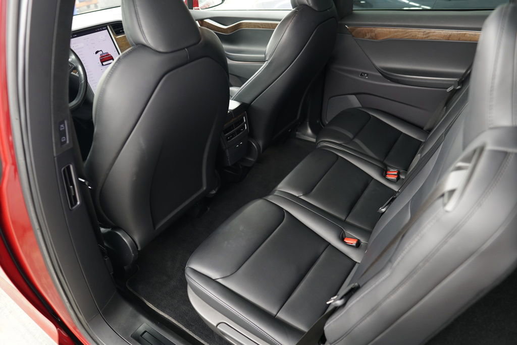 Used 2021 Tesla Model X Long Range AWD/4WD image 35