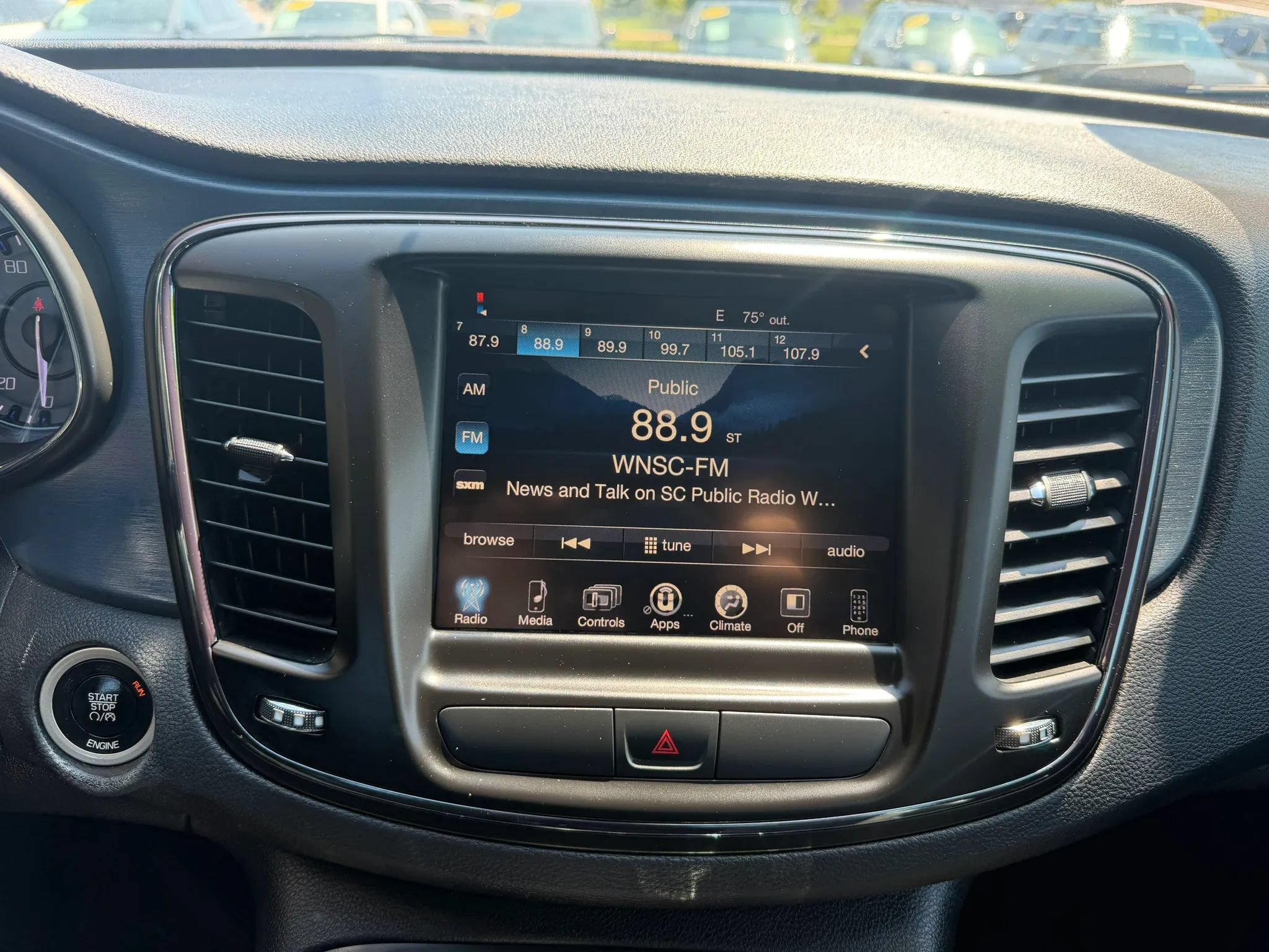 Used 2016 Chrysler 200 S FWD image 21