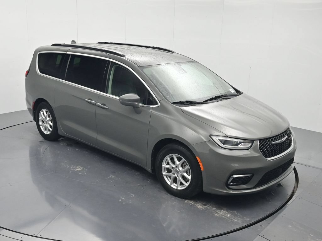 Used 2022 Chrysler Pacifica Touring-L FWD image 30