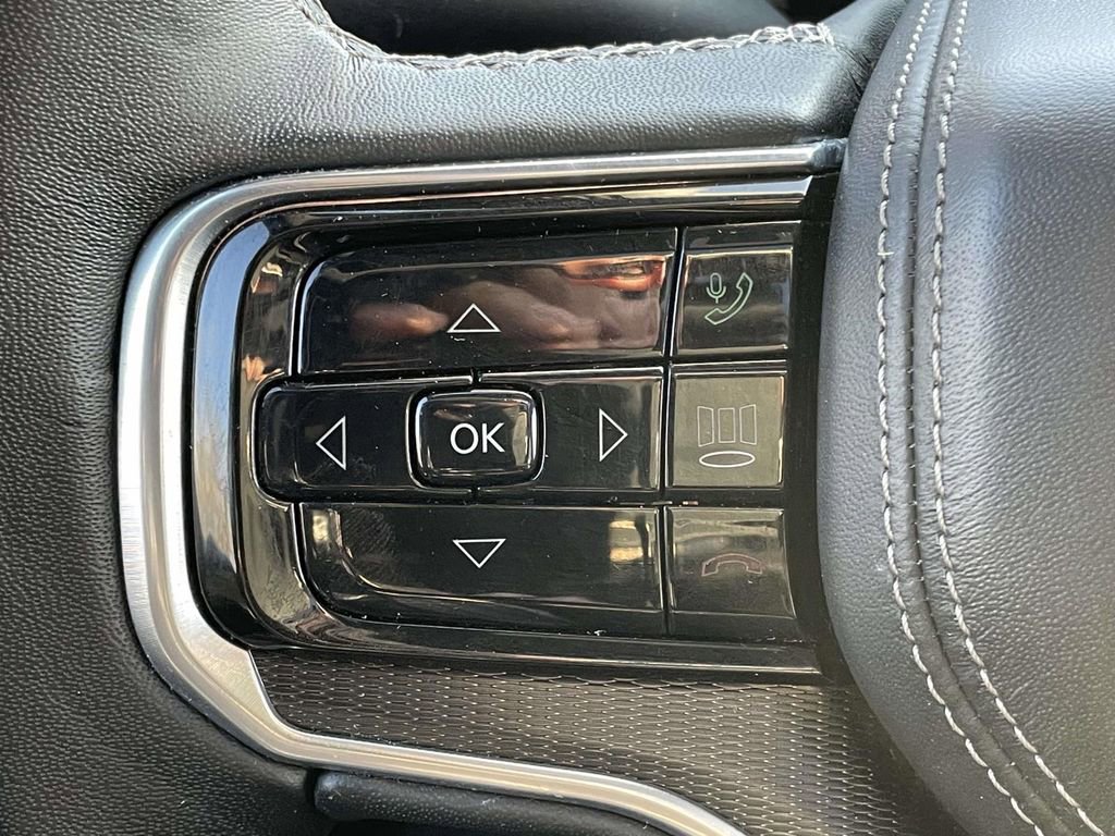 Used 2024 Jeep Grand Wagoneer Series II w/ Quick Order Packagew 28T image 12