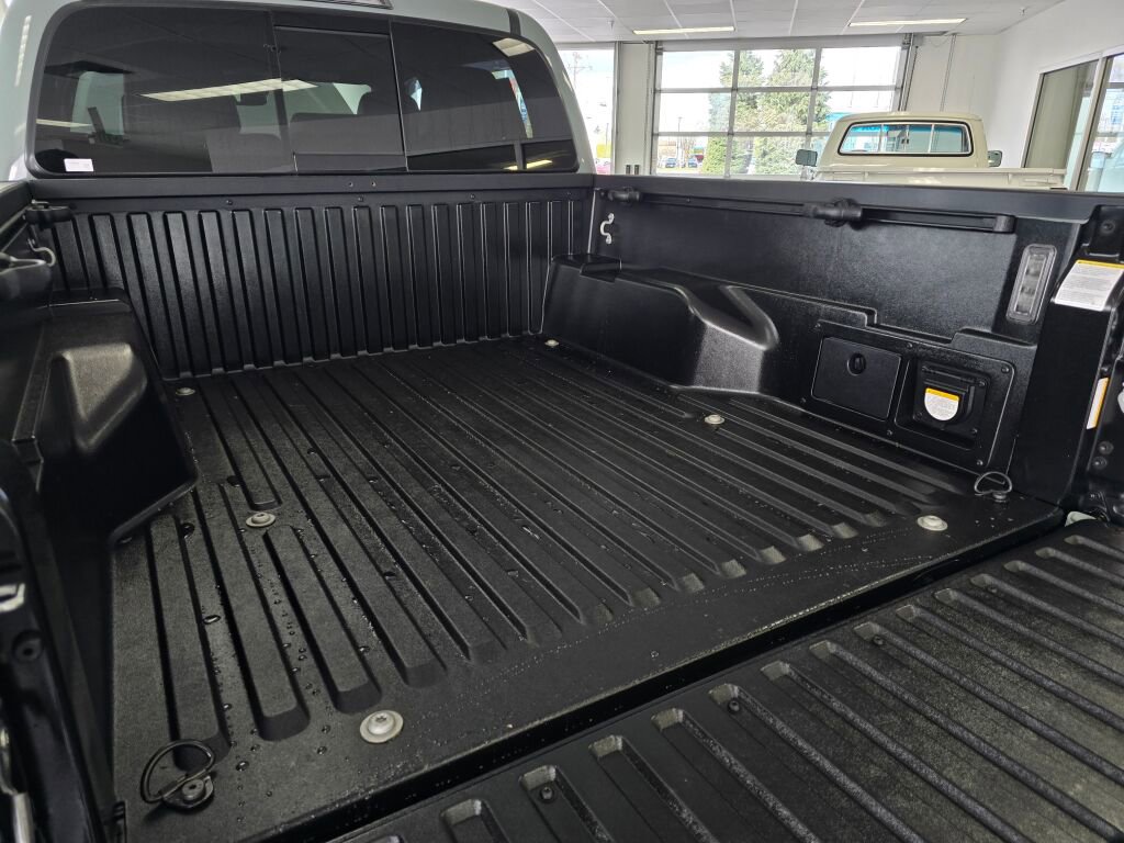 Used 2023 Toyota Tacoma TRD Off-Road w/ TRD Premium Off Road Package image 14