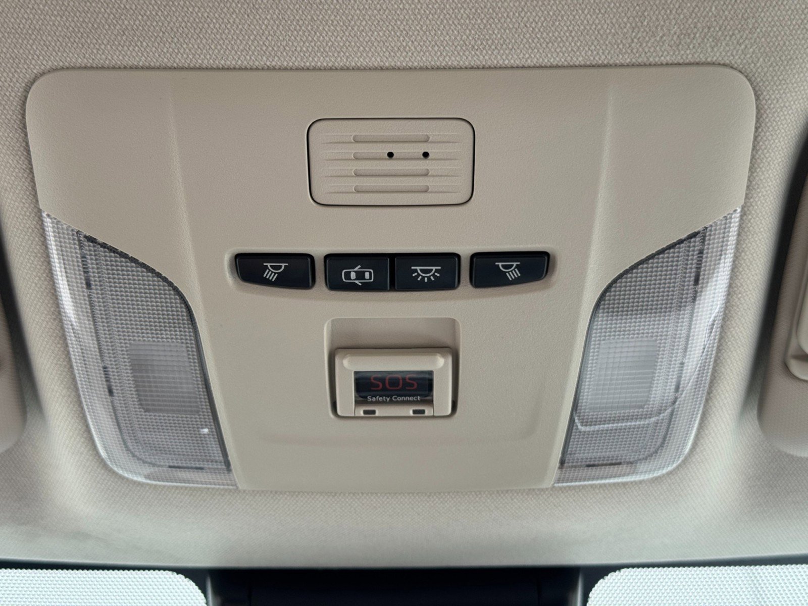 Used 2020 Toyota Corolla LE FWD image 29