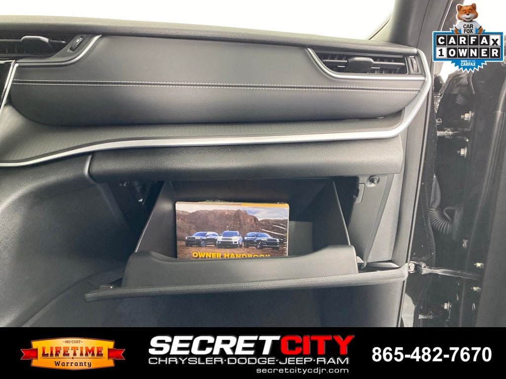 Used 2024 Jeep Grand Cherokee L Laredo AWD/4WD image 32
