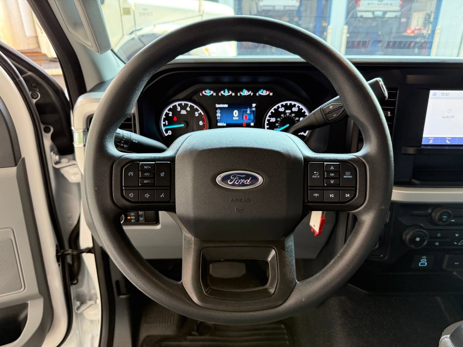 Used 2025 Ford F250 XL w/ XL Chrome Package RWD image 14