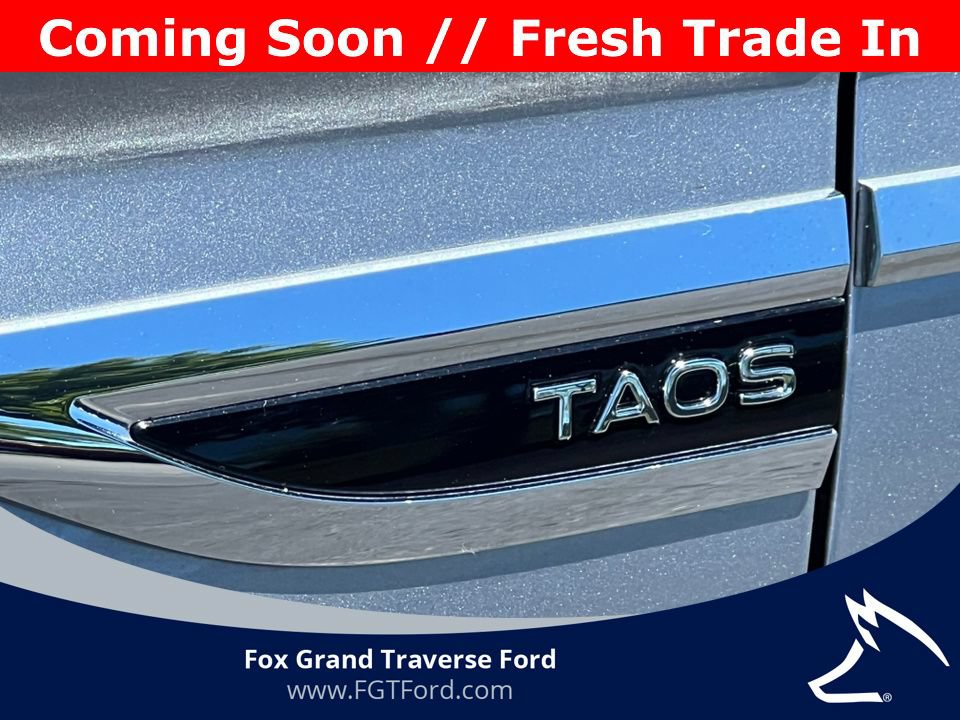Used 2023 Volkswagen Taos SEL AWD/4WD image 2