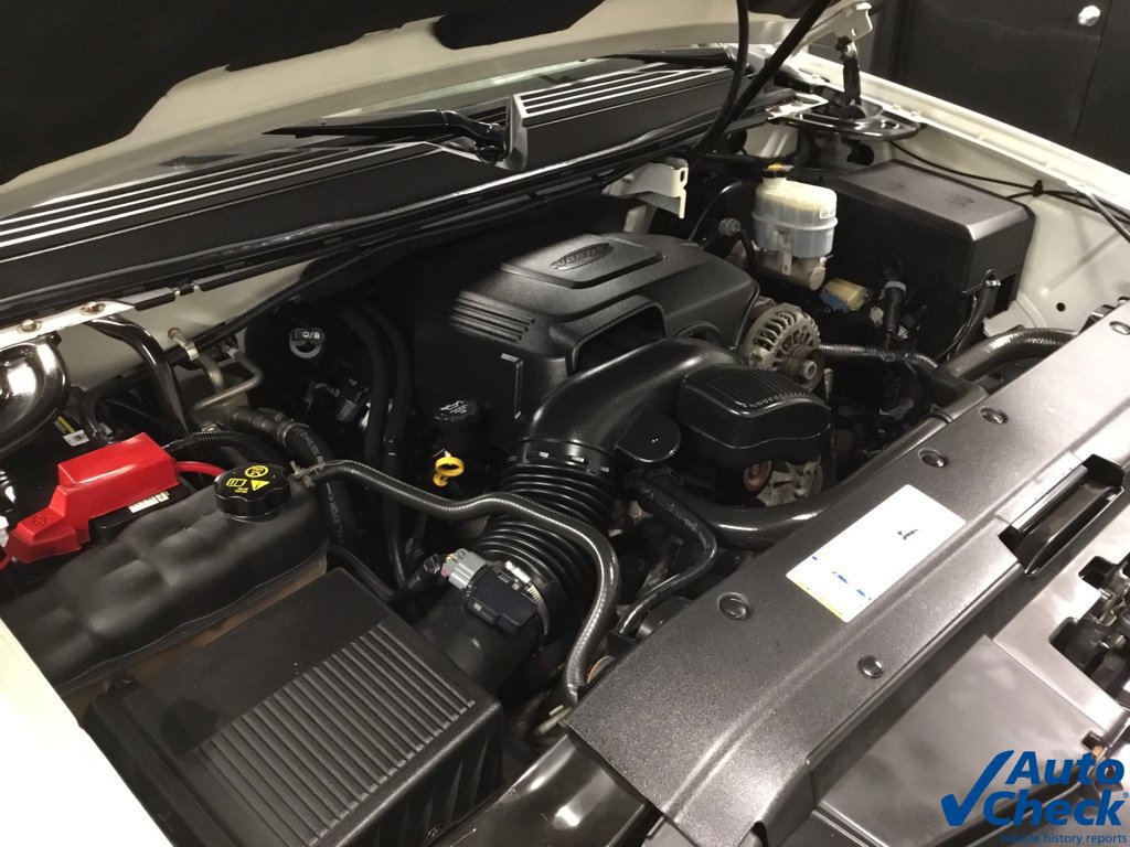 Used 2011 Chevrolet Avalanche LTZ AWD/4WD image 53