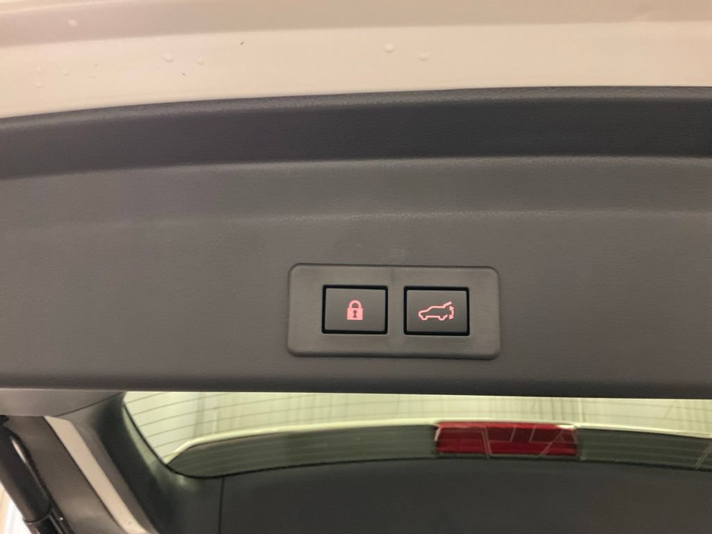 New 2026 Subaru Ascent Limited AWD/4WD image 23