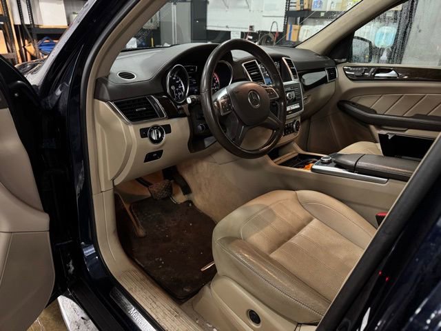 Used 2015 Mercedes-Benz GL 450 4MATIC image 18