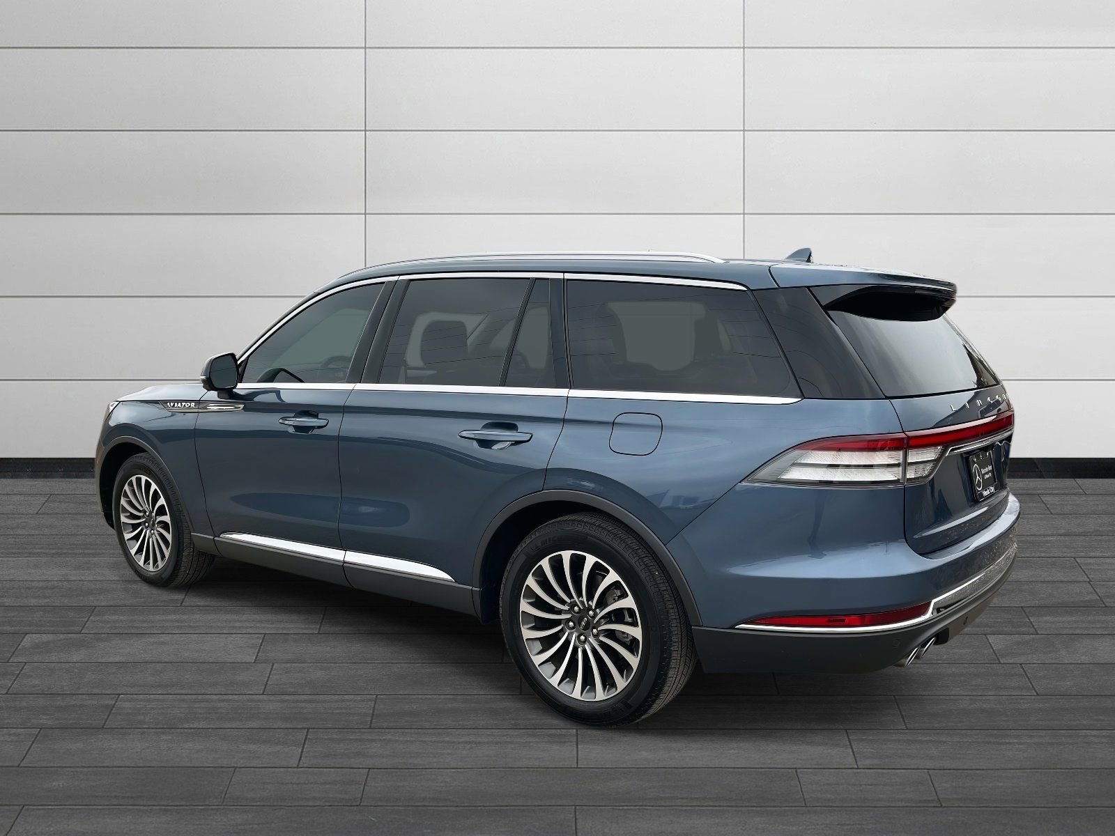Used 2020 Lincoln Aviator Reserve w/ Elements Package Plus image 4