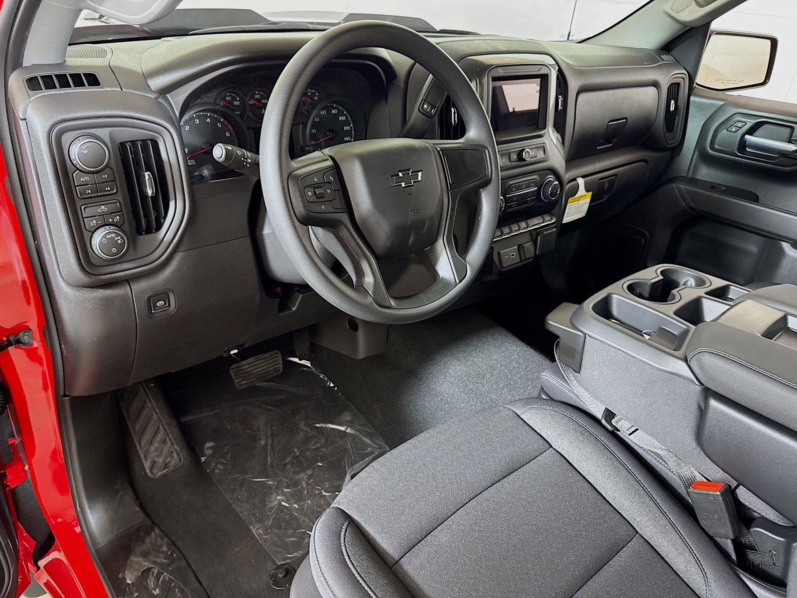 New 2026 Chevrolet Silverado 1500 Custom Trail Boss w/ LPO, Dark Essentials Package AWD/4WD image 5
