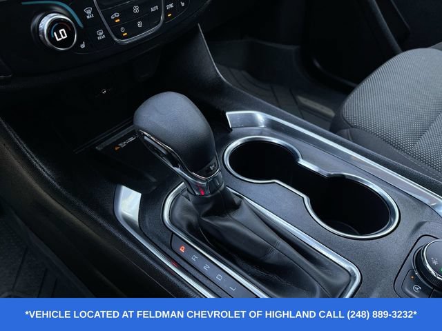 Used 2023 Chevrolet Traverse LT FWD image 16