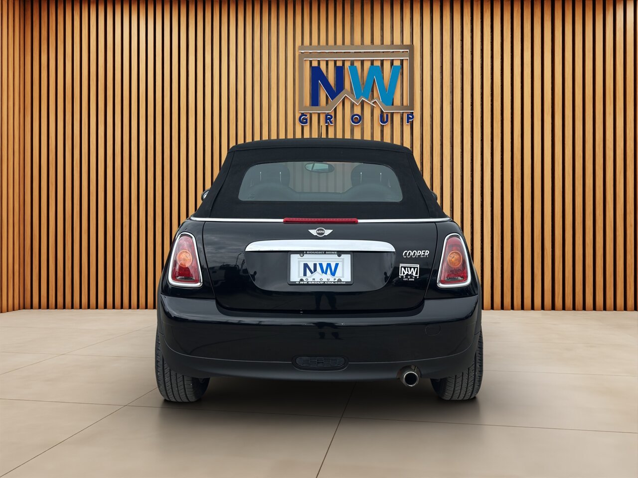 Used 2010 MINI Cooper Convertible FWD image 22