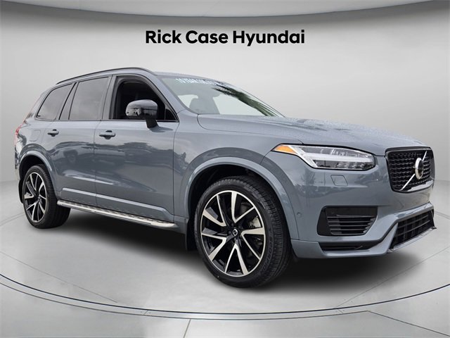 Used 2023 Volvo XC90 T8 Ultimate w/ Lounge Package image 9