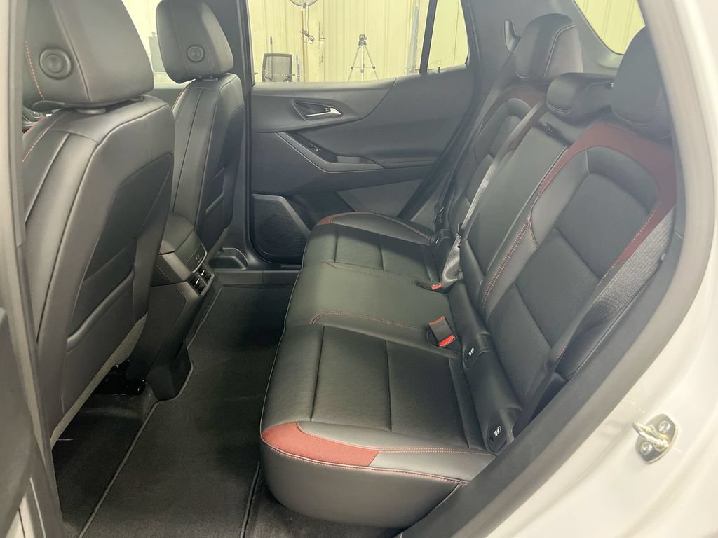 New 2027 Chevrolet Equinox RS FWD image 23
