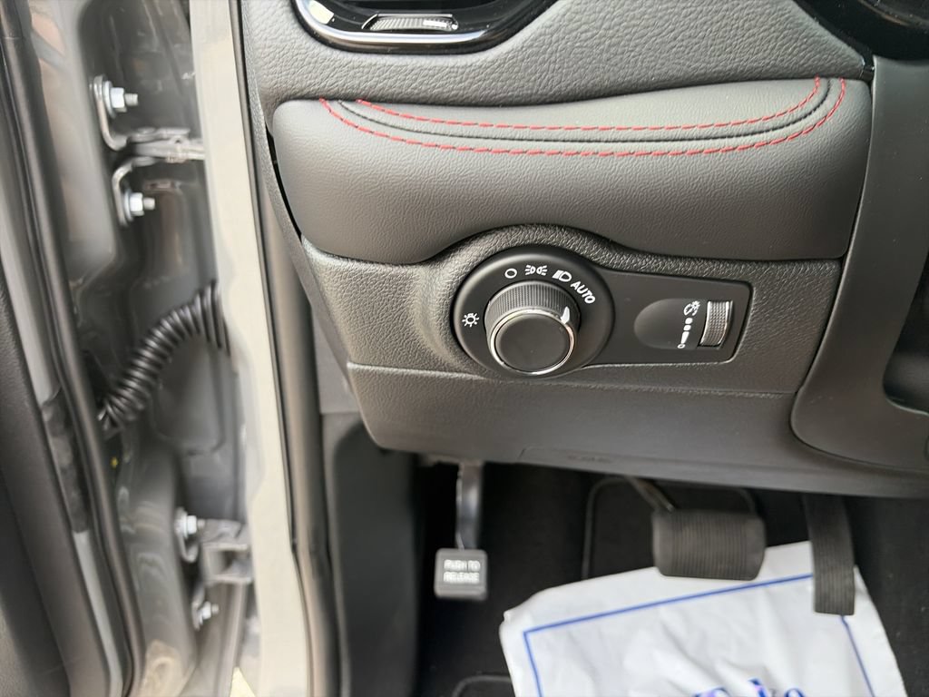 New 2026 Dodge Durango GT w/ Blacktop Package RWD image 19