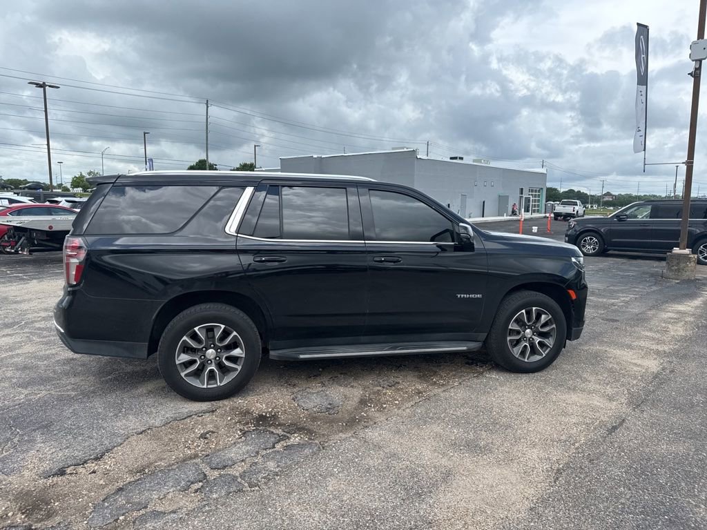 Used 2021 Chevrolet Tahoe LT w/ LT Signature Package RWD image 13