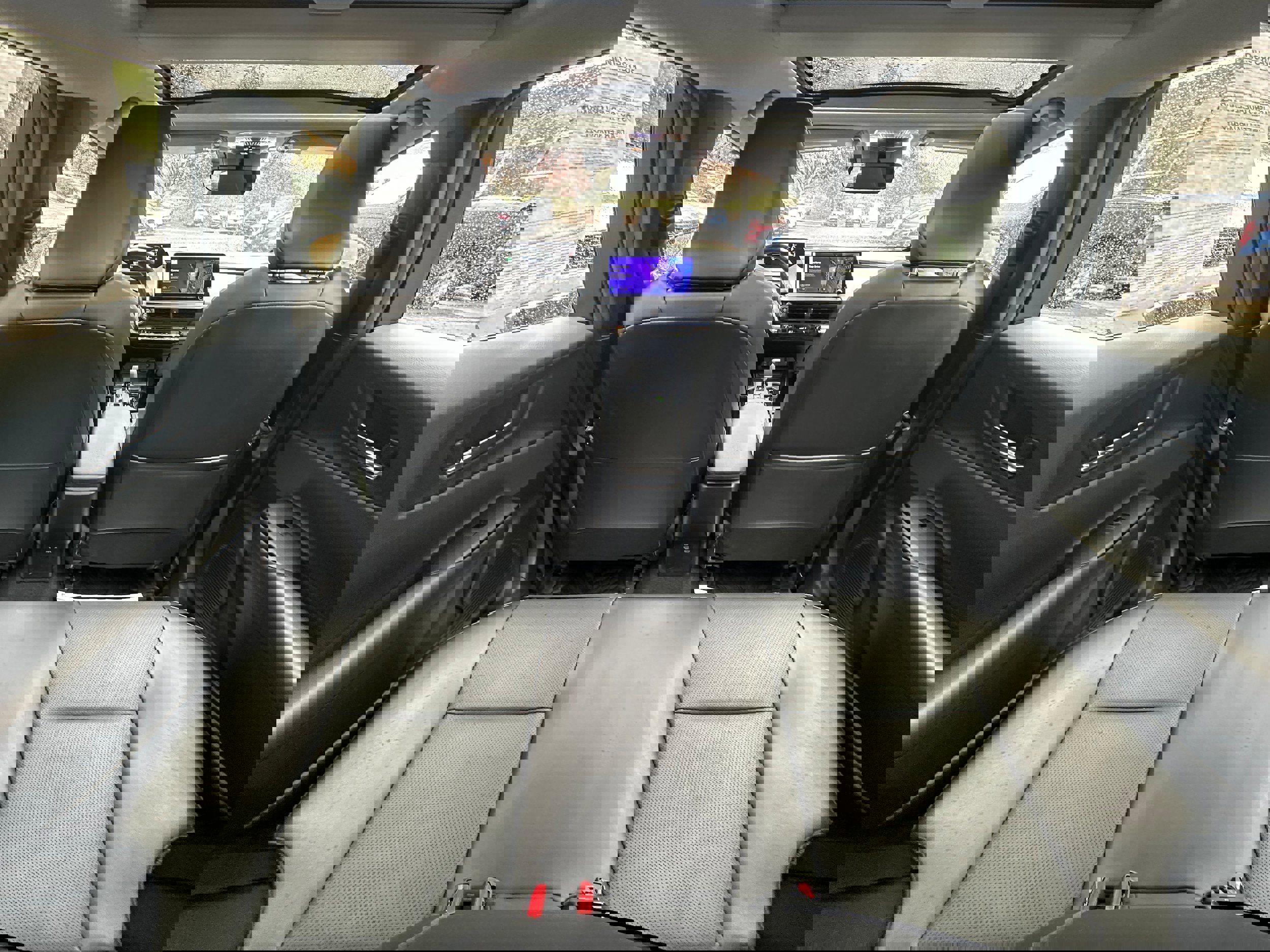 Used 2023 Toyota Prius LE image 14