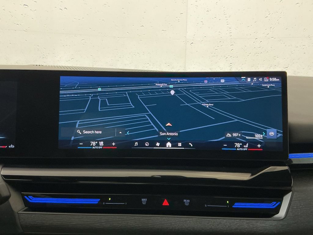 Certified 2025 BMW 530i w/ M Sport Package RWD image 11