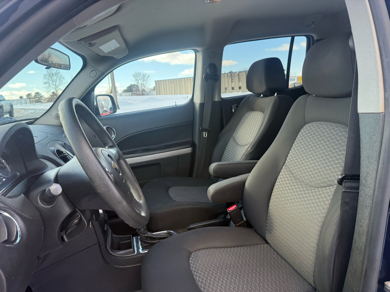 Used 2011 Chevrolet HHR LT image 14