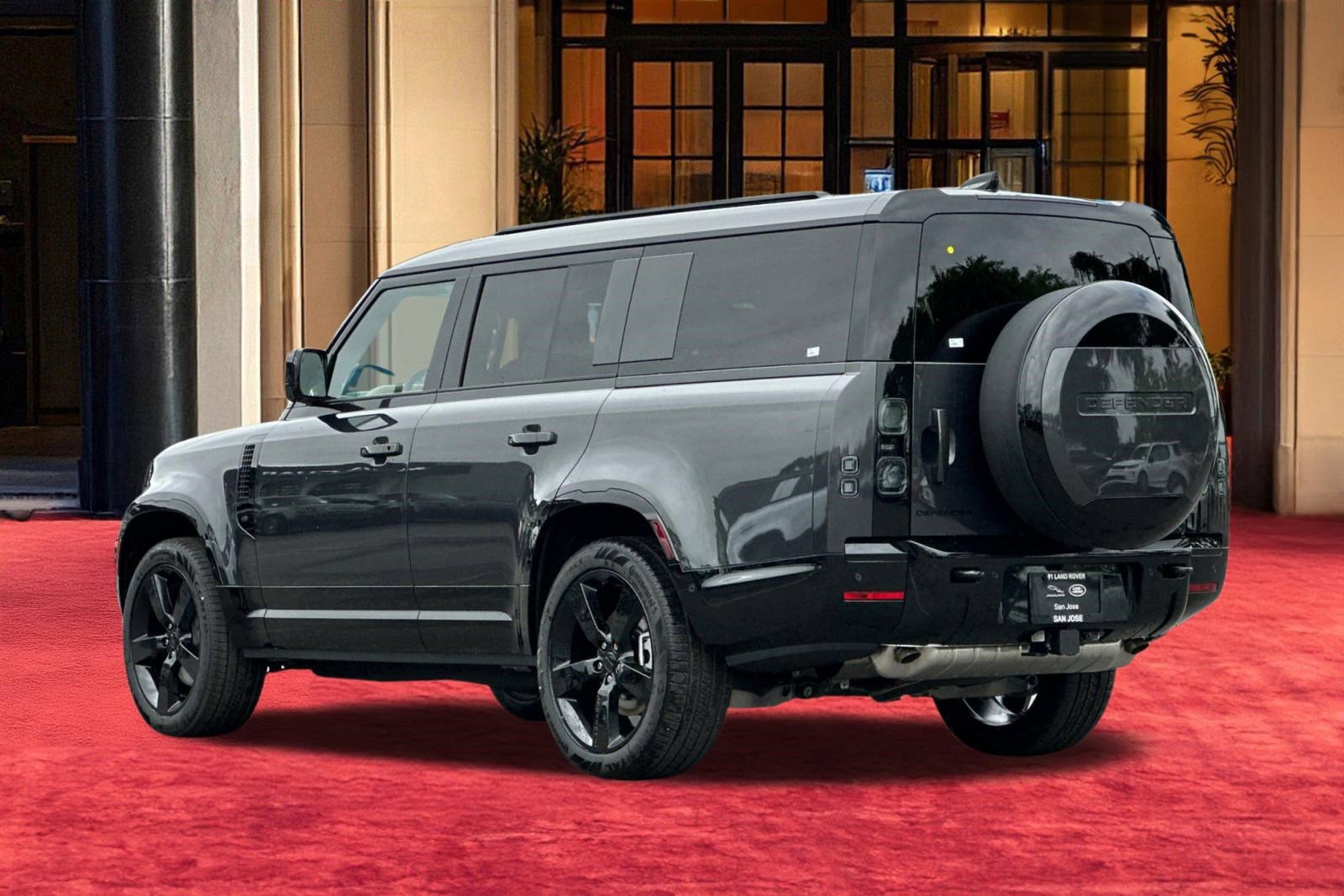 New 2026 Land Rover Defender 130 X-Dynamic SE image 3