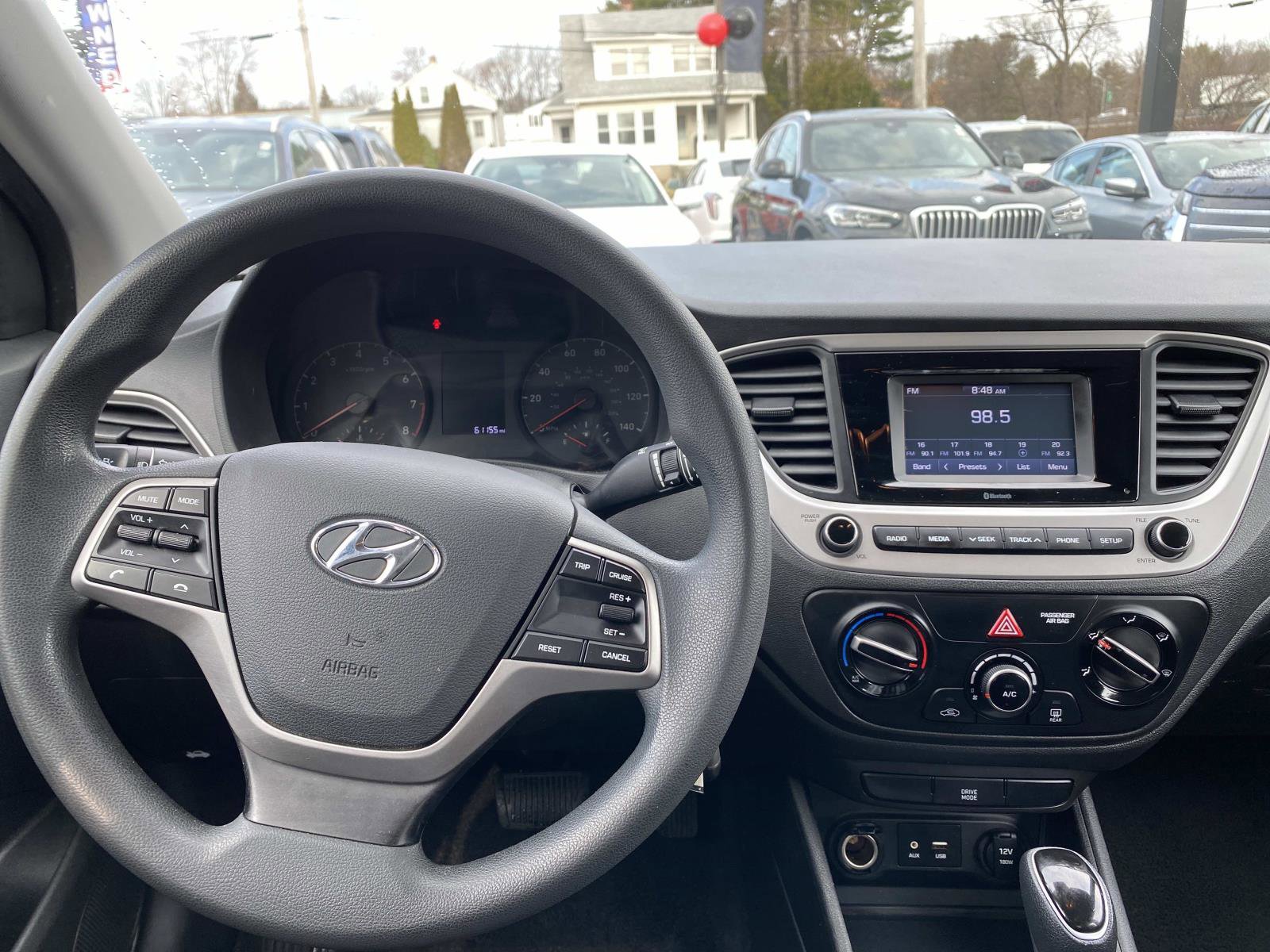 Used 2021 Hyundai Accent SE image 8